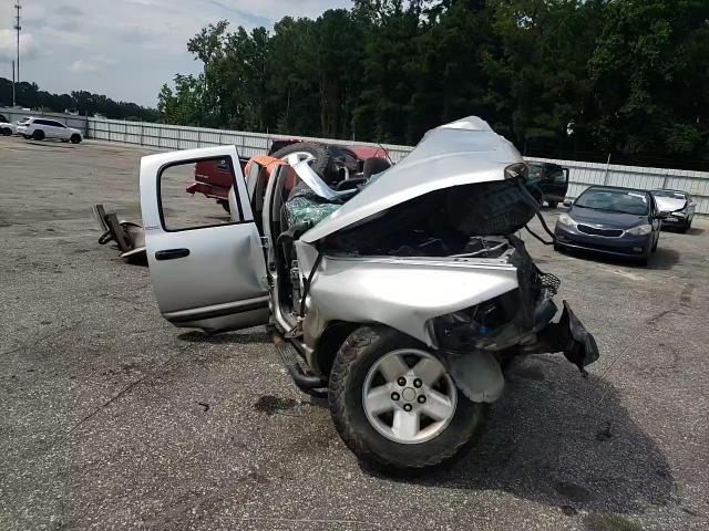 2002 Dodge Ram 1500 VIN: 3D7HU18NX2G137979 Lot: 67372235