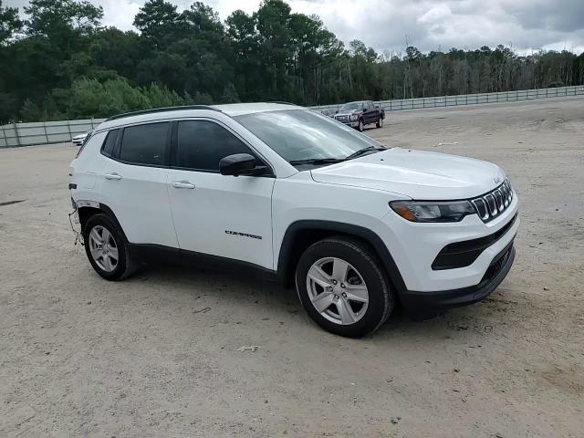 2022 Jeep Compass Latitude VIN: 3C4NJCBB1NT228943 Lot: 67729425