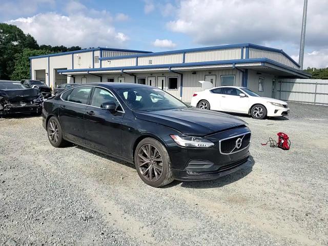 2018 Volvo S90 T5 Momentum VIN: LVY102AK2JP055440 Lot: 69490525