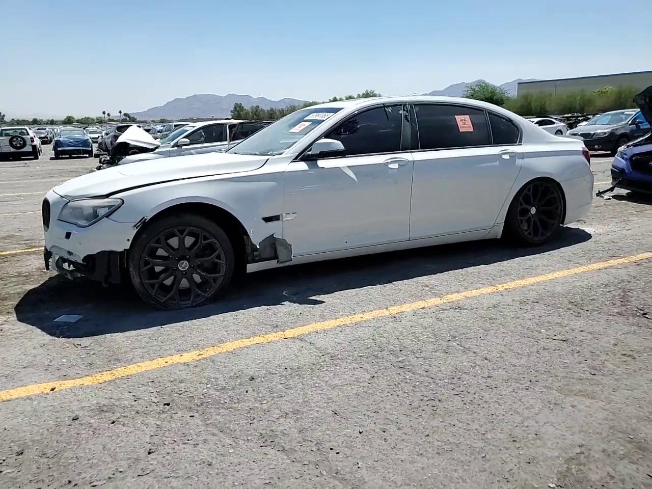 Фото: WBAYE8C51DD133811