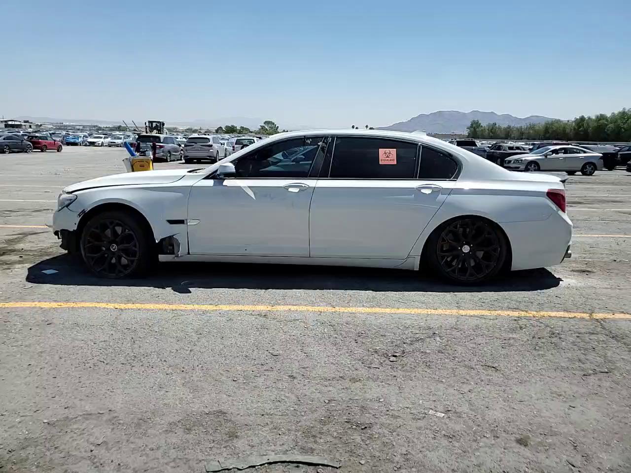 Фото: WBAYE8C51DD133811