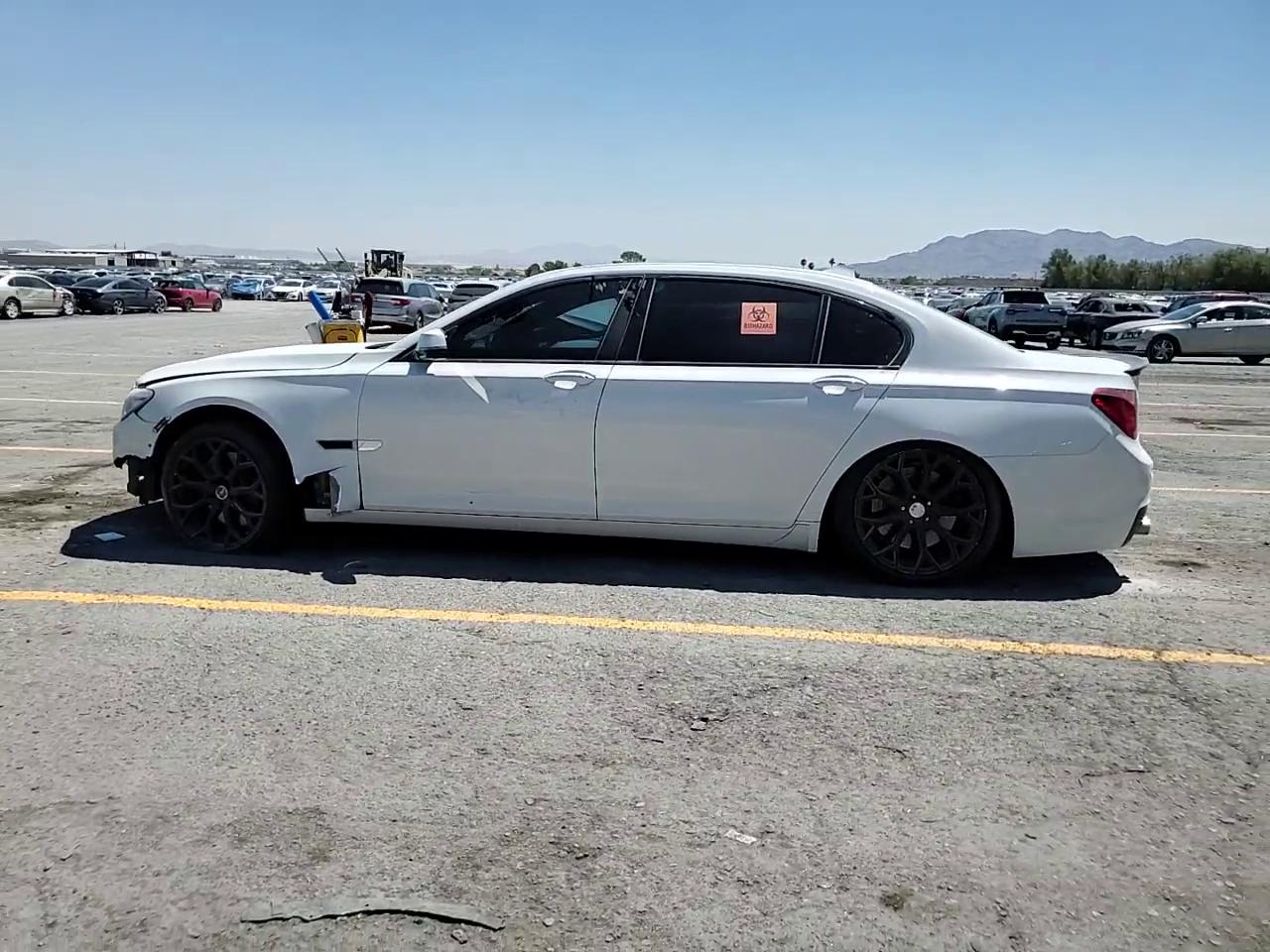 Фото: WBAYE8C51DD133811