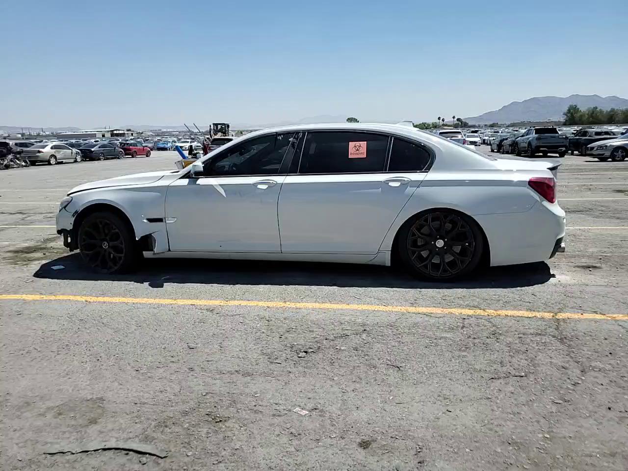 Фото: WBAYE8C51DD133811