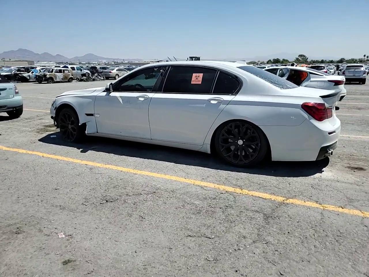 Фото: WBAYE8C51DD133811