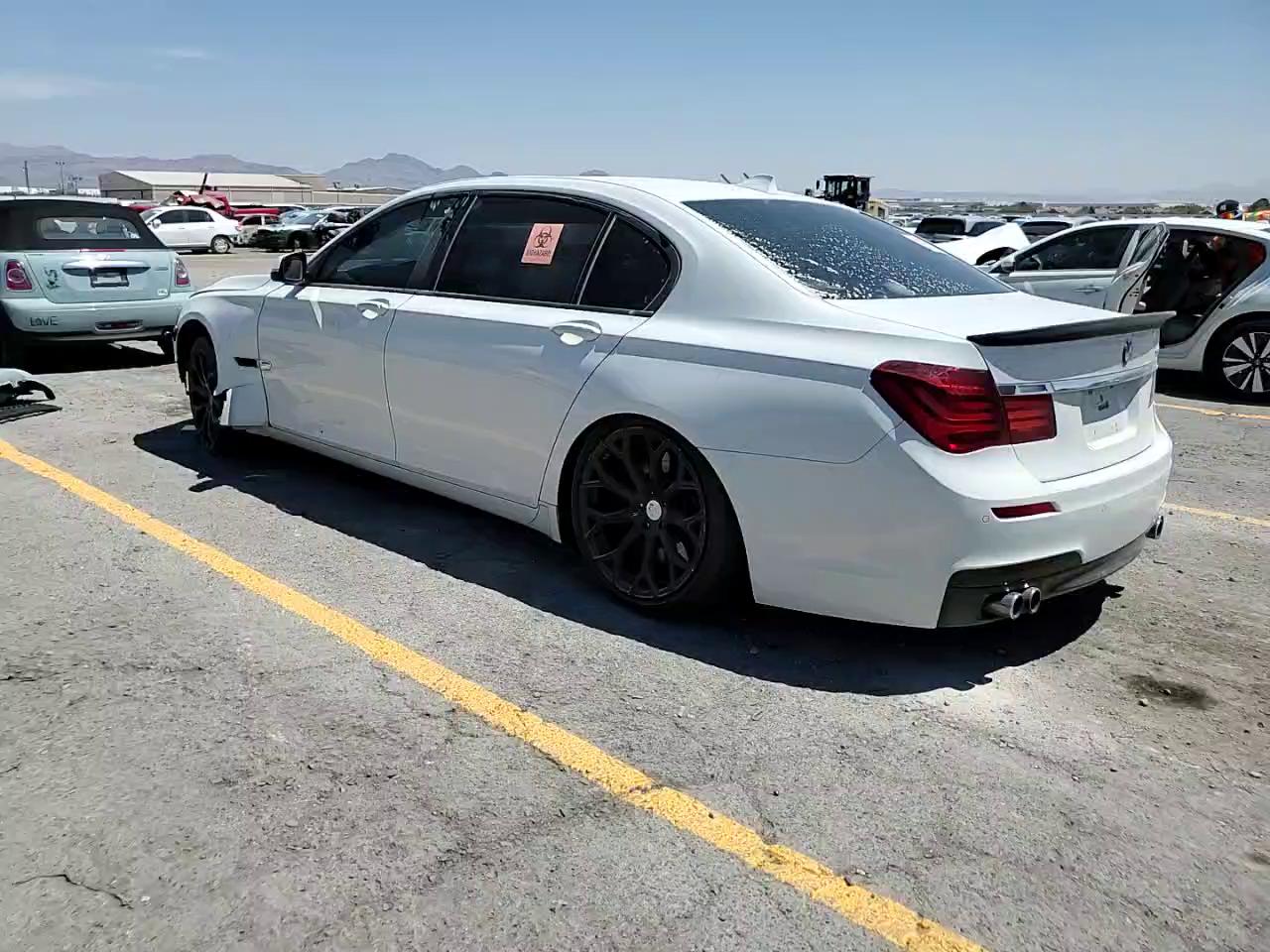 Фото: WBAYE8C51DD133811