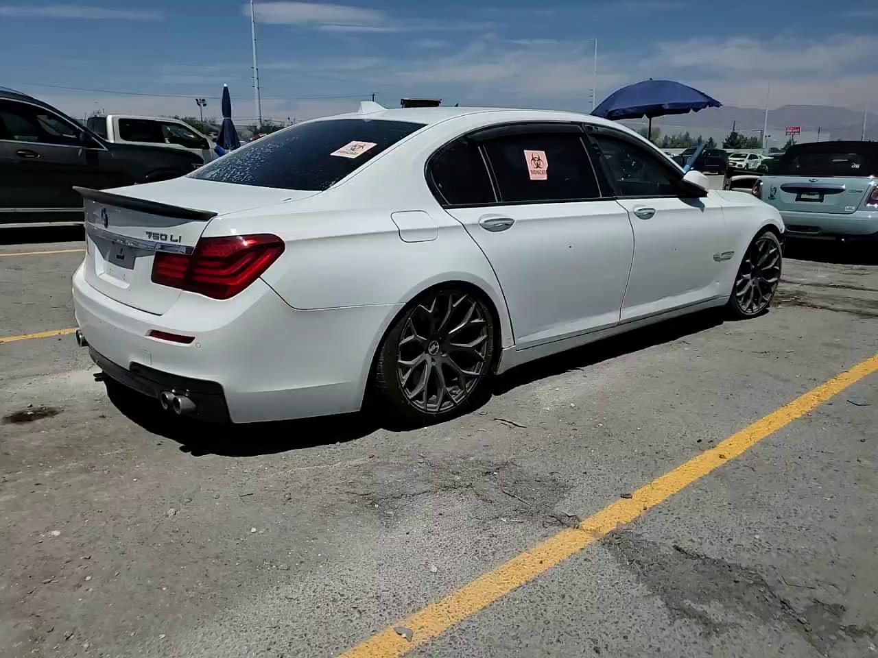 Фото: WBAYE8C51DD133811