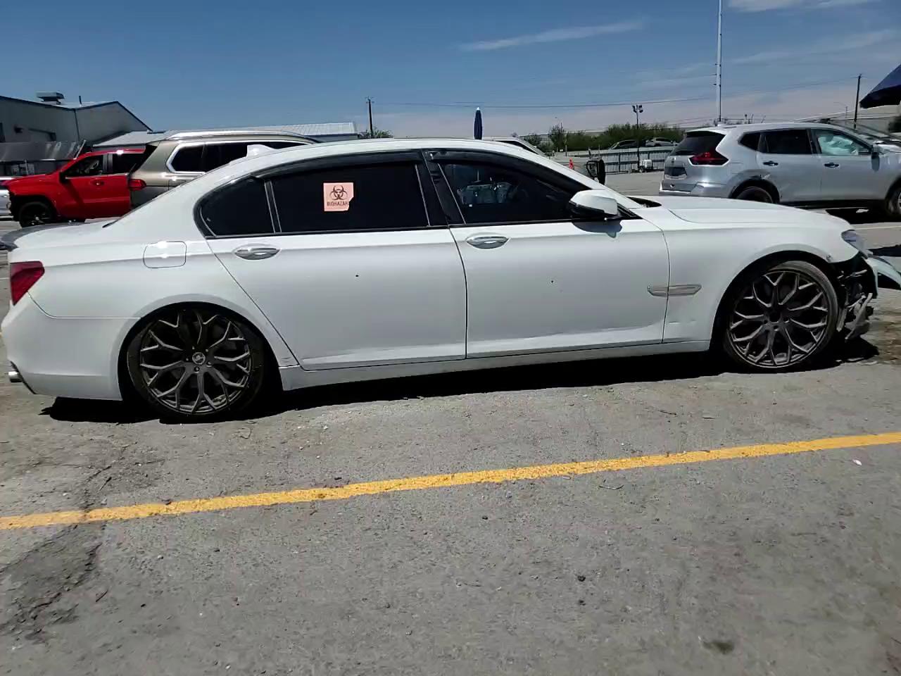 Фото: WBAYE8C51DD133811