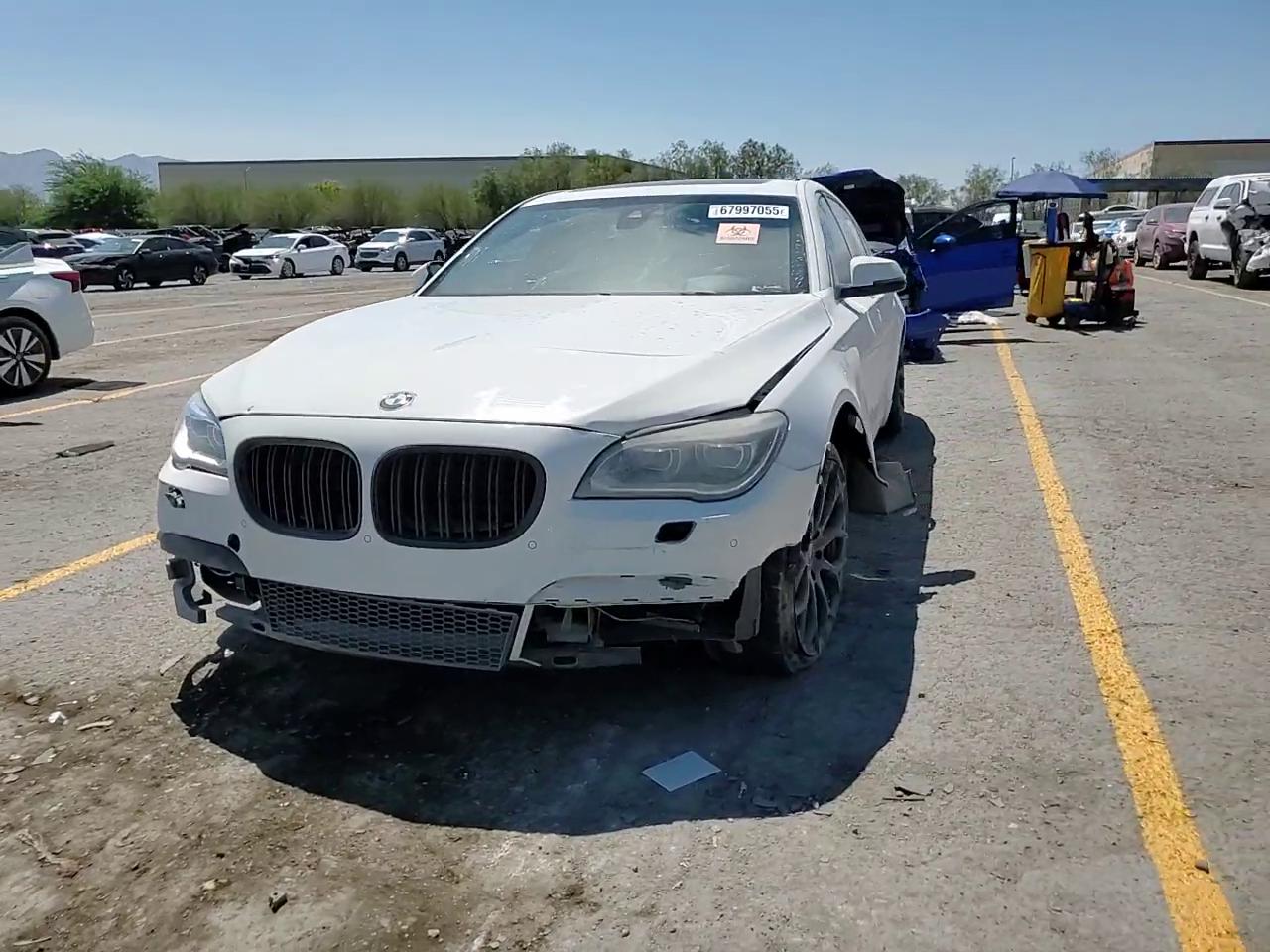 Фото: WBAYE8C51DD133811