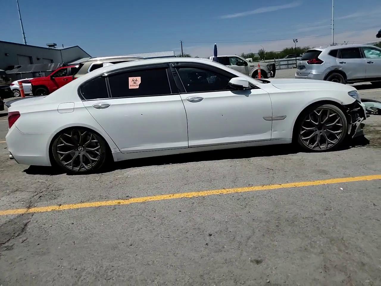 Фото: WBAYE8C51DD133811