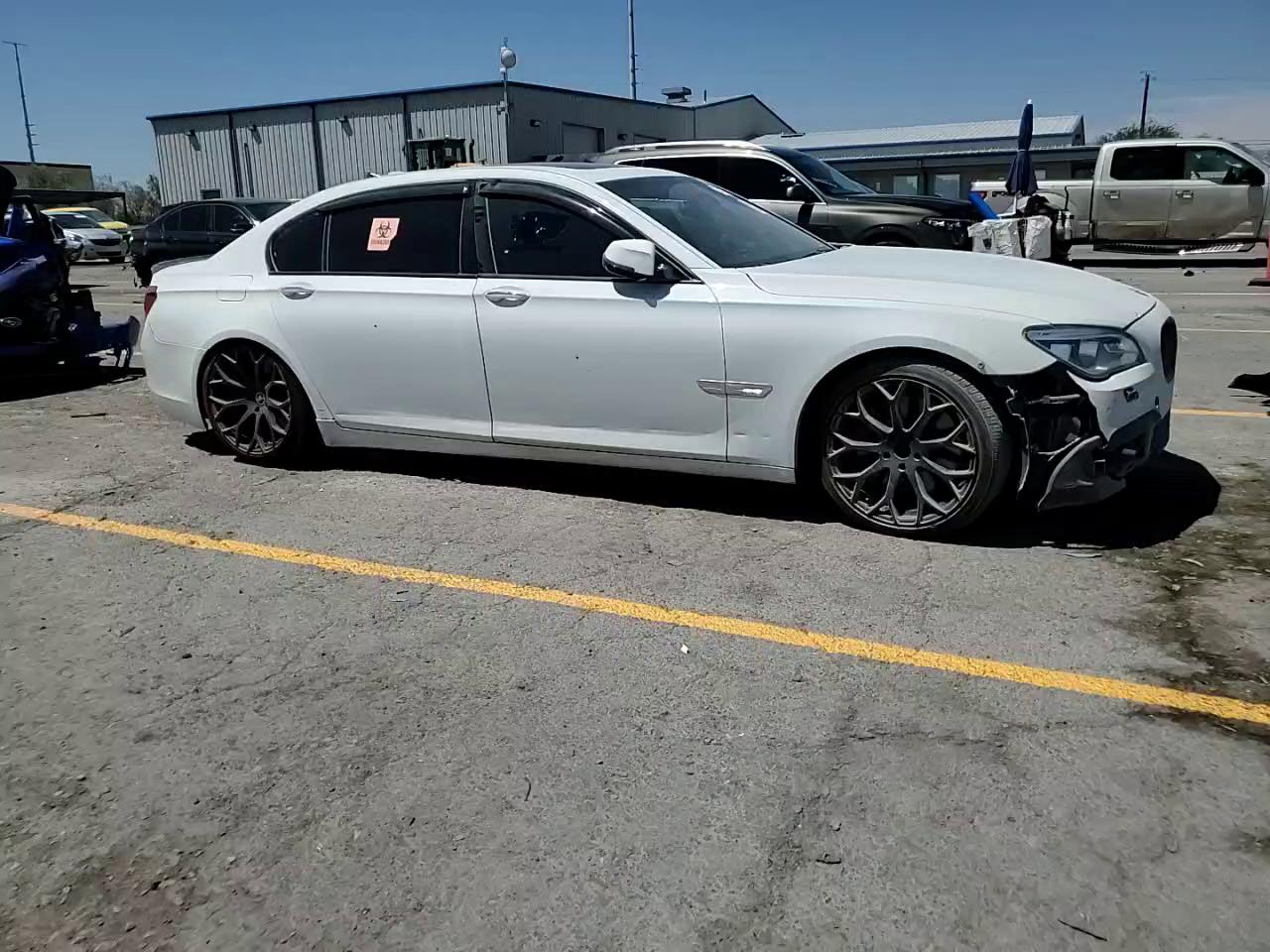 Фото: WBAYE8C51DD133811