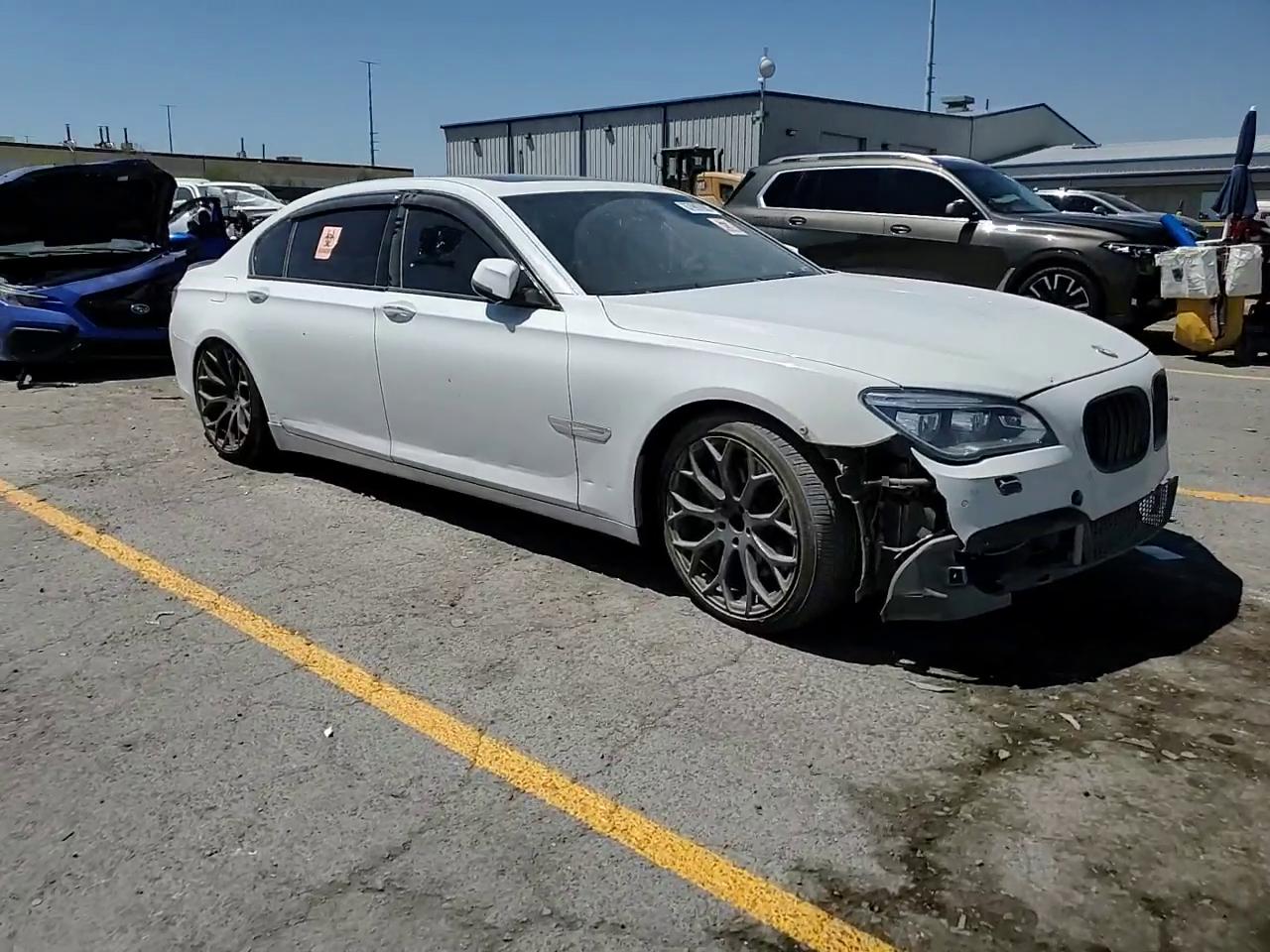 Фото: WBAYE8C51DD133811