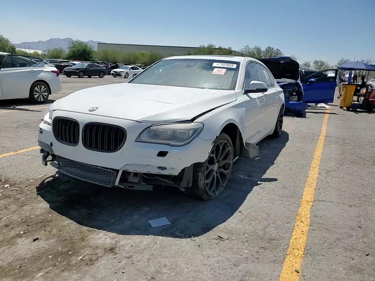 Фото: WBAYE8C51DD133811