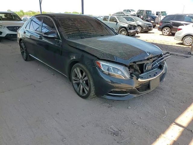 2016 Mercedes-Benz S 550 4Matic VIN: WDDUG8FB8GA215463 Lot: 68043395