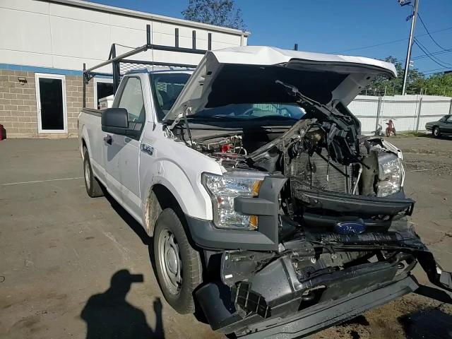 2016 Ford F150 VIN: 1FTMF1EF7GKE78398 Lot: 70302195