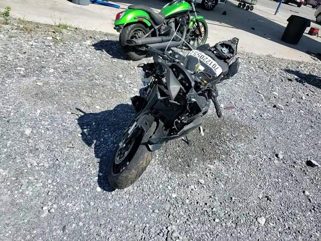 2024 Kawasaki Zx400 P VIN: ML5ZXCP1XRDA26384 Lot: 70122055