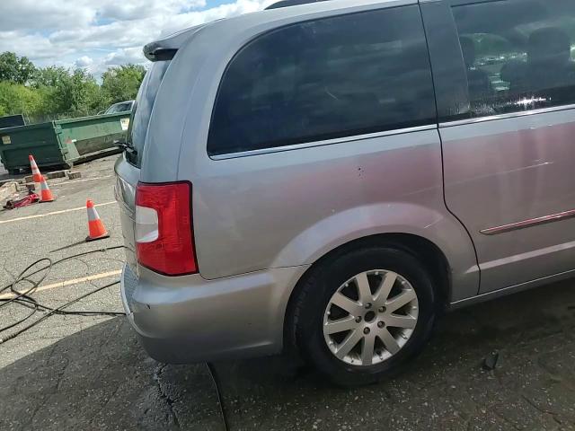 2015 Chrysler Town & Country Touring VIN: 2C4RC1BG8FR644777 Lot: 70665215