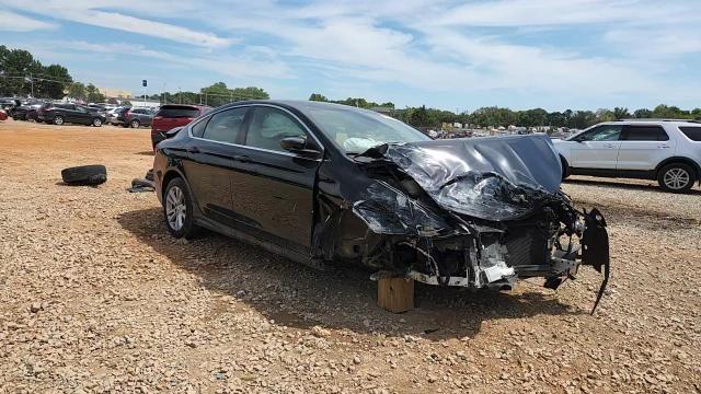 2015 Chrysler 200 Limited VIN: 1C3CCCAB3FN576008 Lot: 70289725