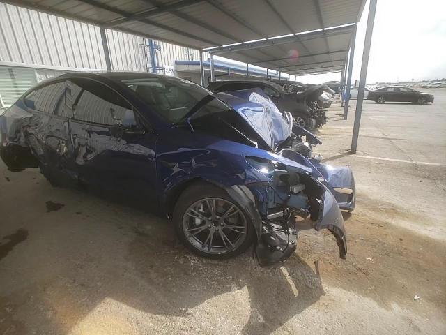 2025 Tesla Model Y VIN: 7SAYGDED9SF246277 Lot: 70370495