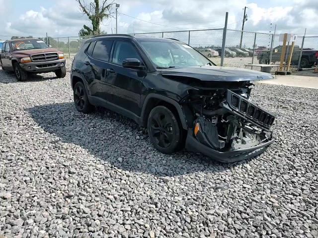 2018 Jeep Compass Latitude VIN: 3C4NJCBB3JT494281 Lot: 68525005