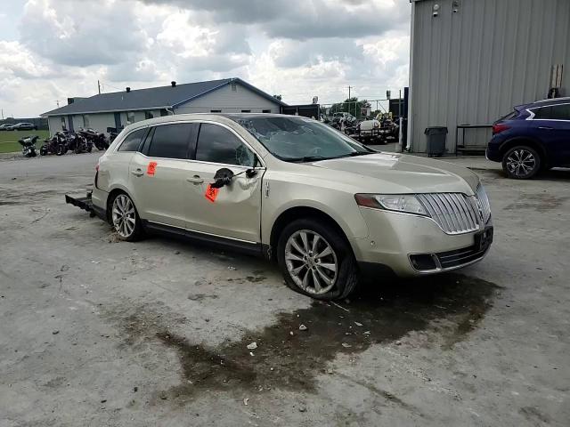 2011 Lincoln Mkt VIN: 2LMHJ5AT9BBJ54200 Lot: 67465695