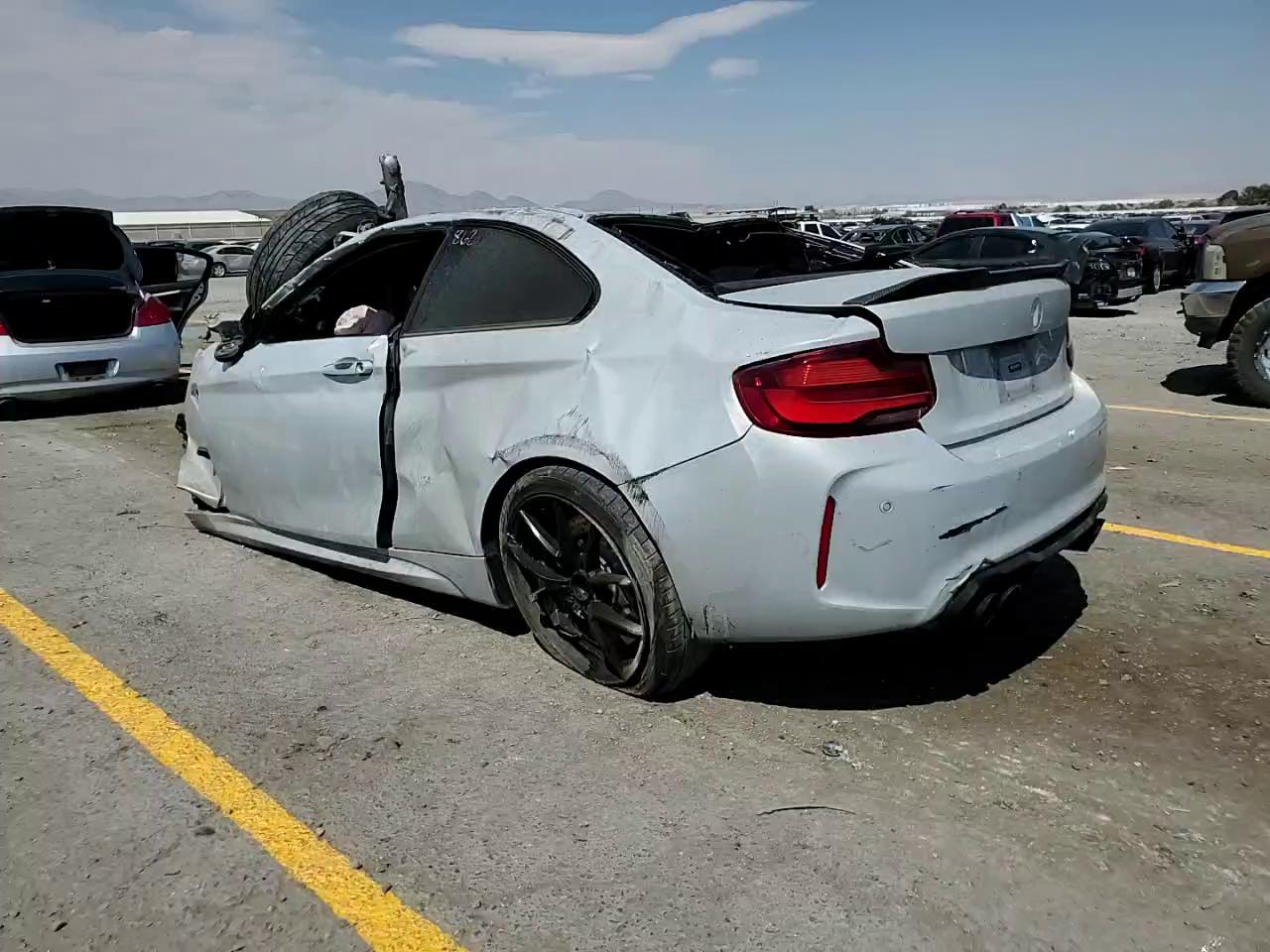 Фото: WBS2U7C09L7E57107