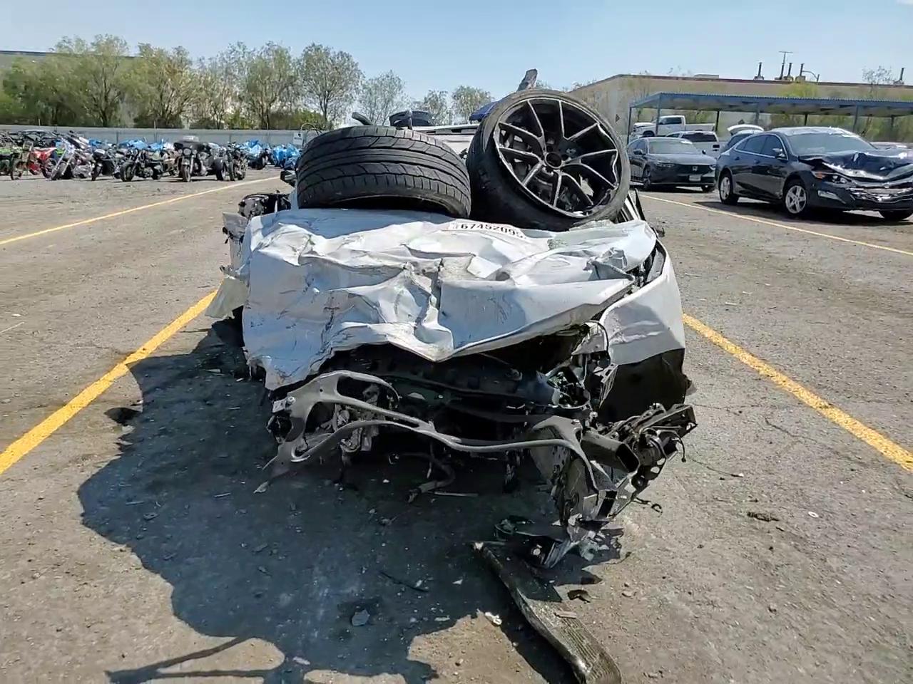 Фото: WBS2U7C09L7E57107