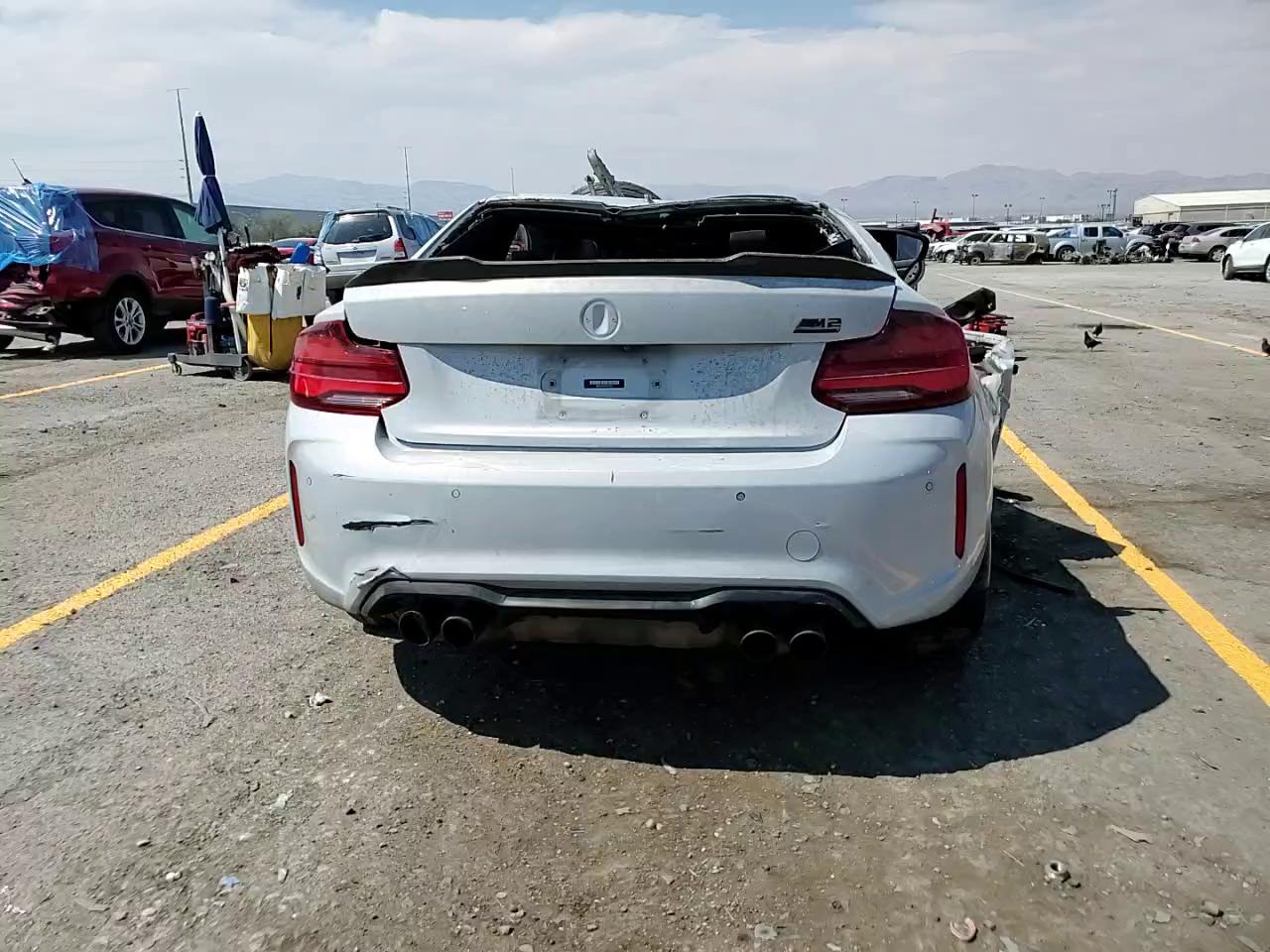 Фото: WBS2U7C09L7E57107