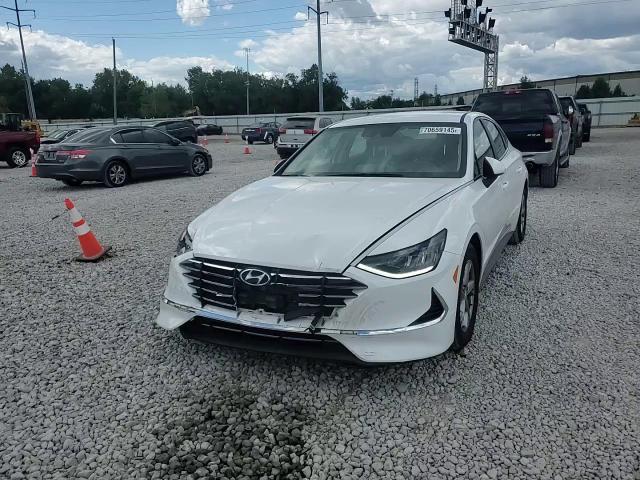 2022 Hyundai Sonata Se VIN: KMHL24JA8NA240111 Lot: 70659145