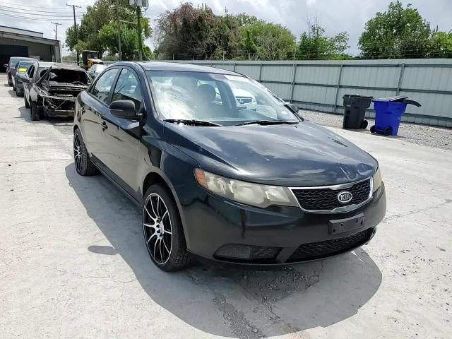 2013 Kia Forte Ex VIN: KNAFU4A20D5706848 Lot: 70886235