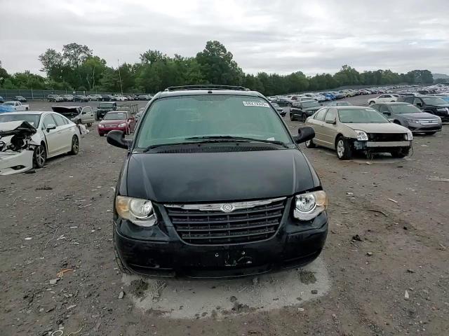 2006 Chrysler Town & Country Touring VIN: 2A4GP54L06R693138 Lot: 68219335