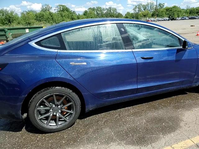 2018 Tesla Model 3 VIN: 5YJ3E1EB6JF054212 Lot: 70594455
