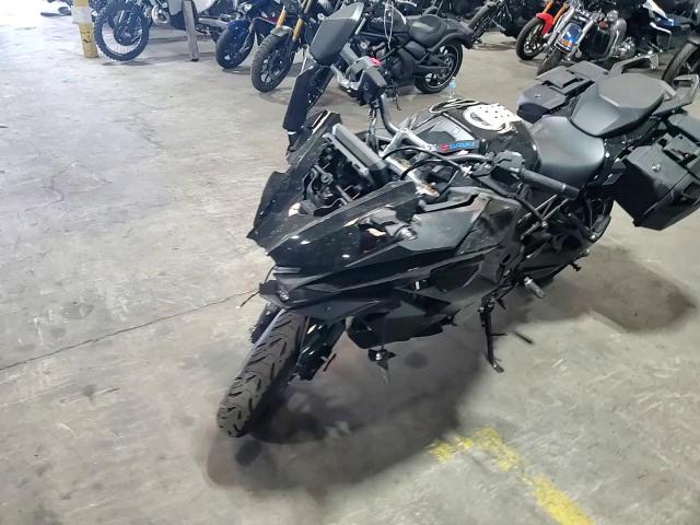 2024 Suzuki Gsx1000 Gt VIN: JS1EK12B3R7100595 Lot: 69363915