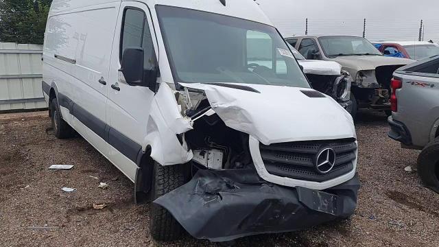 2017 Mercedes-Benz Sprinter 2500 VIN: WD3PE8CD6HP527356 Lot: 70350105