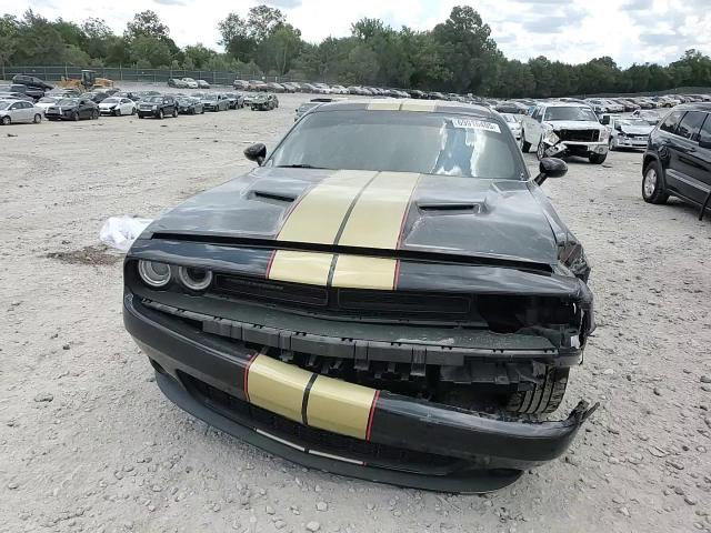 2018 Dodge Challenger Sxt VIN: 2C3CDZAG8JH132507 Lot: 69916405