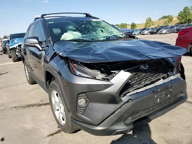 2020 Toyota Rav4 Xle VIN: 2T3W1RFV3LC034384 Lot: 68574895