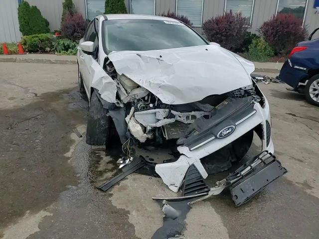2014 Ford Focus Se VIN: 1FADP3F28EL223132 Lot: 70185845