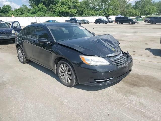 2011 Chrysler 200 Touring VIN: 1C3BC1FG1BN522785 Lot: 67537025