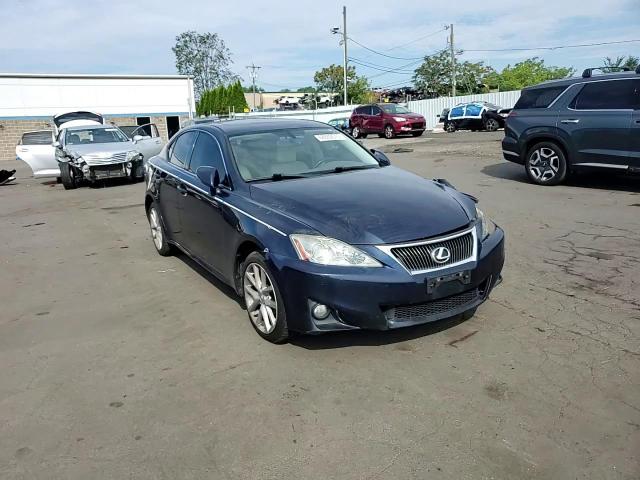 2012 Lexus Is 250 VIN: JTHCF5C21C5055147 Lot: 68682575