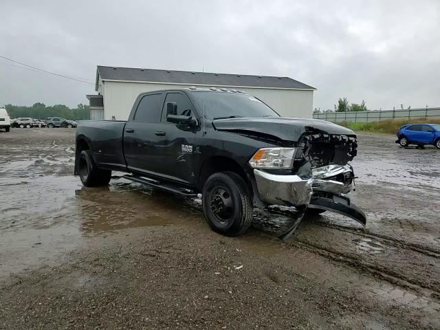 2017 Ram 3500 St VIN: 3C63RRGLXHG717415 Lot: 70172095