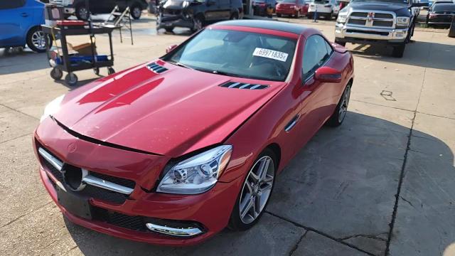 2016 Mercedes-Benz Slk 300 VIN: WDDPK3JA0GF124025 Lot: 69971835