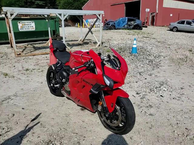 2023 Ducati Panigale V4S VIN: ZDMDAGWW7PB002799 Lot: 67536125