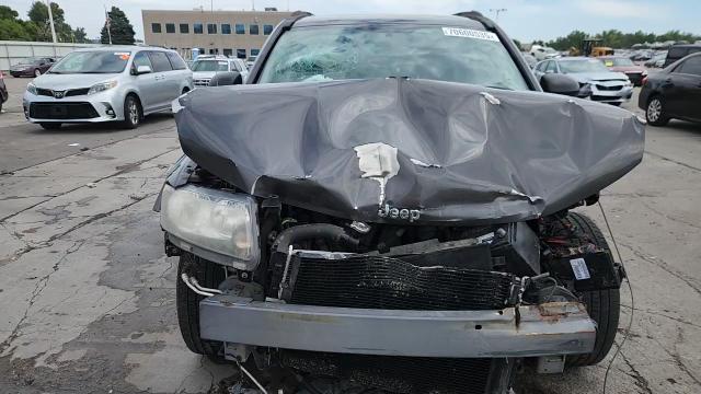 2014 Jeep Compass Sport VIN: 1C4NJCBA3ED772129 Lot: 70600535