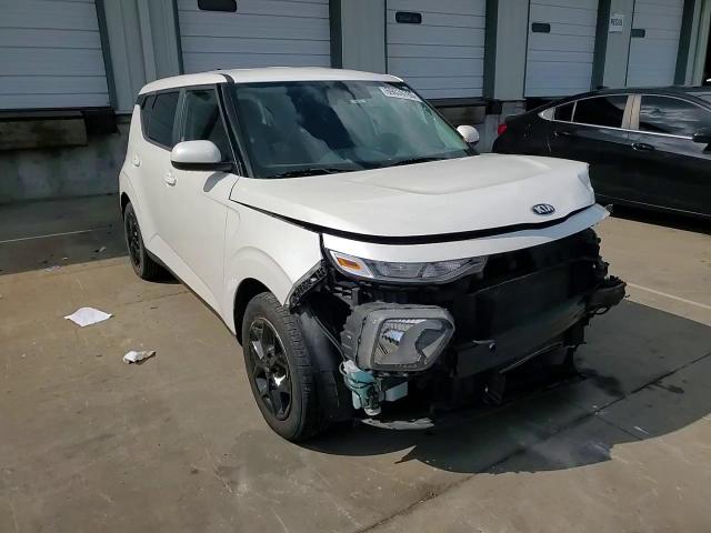 2020 Kia Soul Lx VIN: KNDJ23AU8L7713905 Lot: 69039785