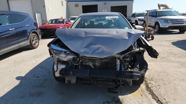 2015 Toyota Corolla L VIN: 5YFBURHEXFP197419 Lot: 70198675
