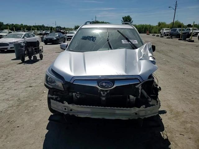 2019 Subaru Forester Limited VIN: JF2SKASC4KH450546 Lot: 70888625