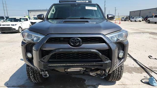 2017 Toyota 4Runner Sr5/Sr5 Premium VIN: JTEBU5JR9H5470870 Lot: 69929835