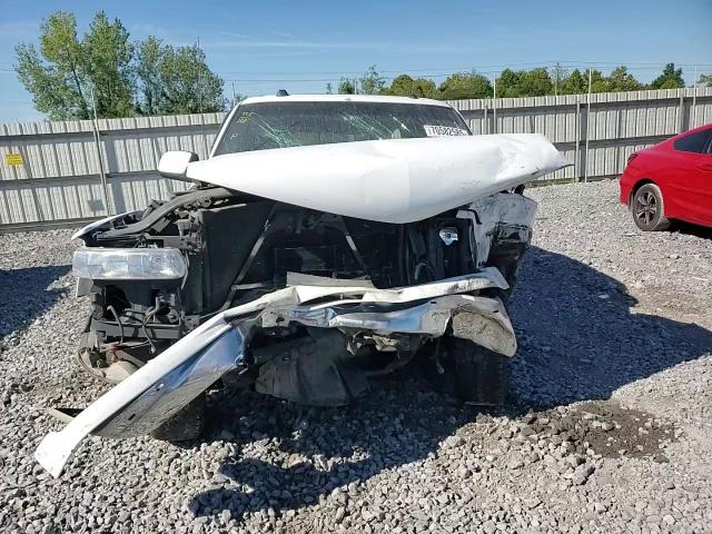 2004 Chevrolet Tahoe C1500 VIN: 1GNEC13Z64J272637 Lot: 70582585