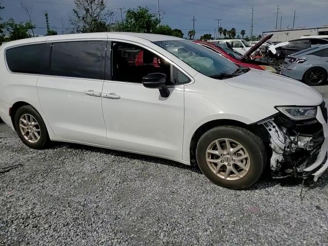 2024 Chrysler Pacifica Touring VIN: 2C4RC1FG9RR112503 Lot: 69943095