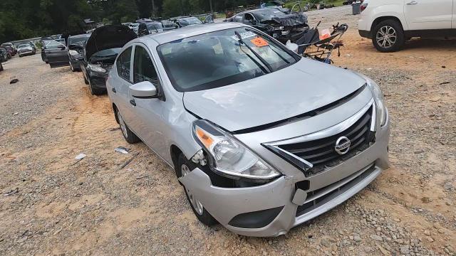 2017 Nissan Versa S VIN: 3N1CN7APXHL828156 Lot: 69078555