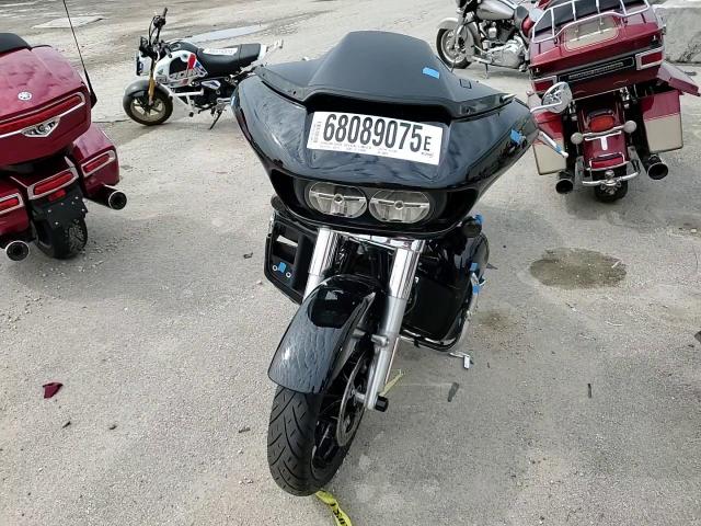 2017 Harley-Davidson Fltrx Road Glide VIN: 1HD1KHC19HB638070 Lot: 68089075